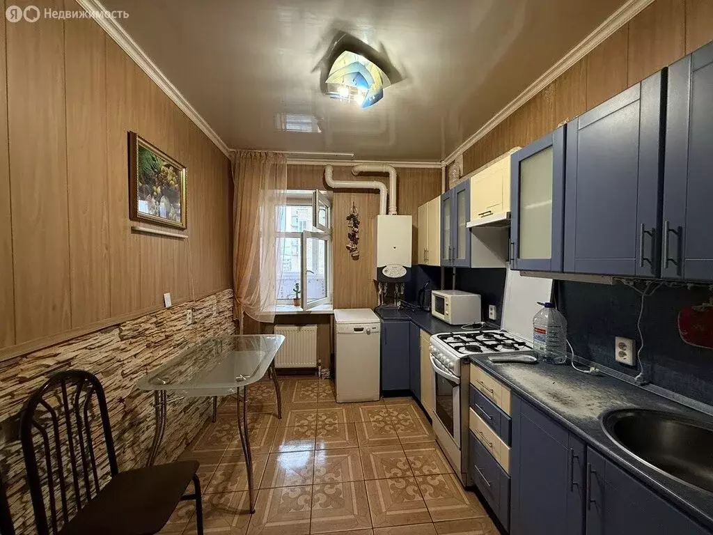 1-комнатная квартира: Астрахань, Бакинская улица, 4к1 (37.6 м) - Фото 1