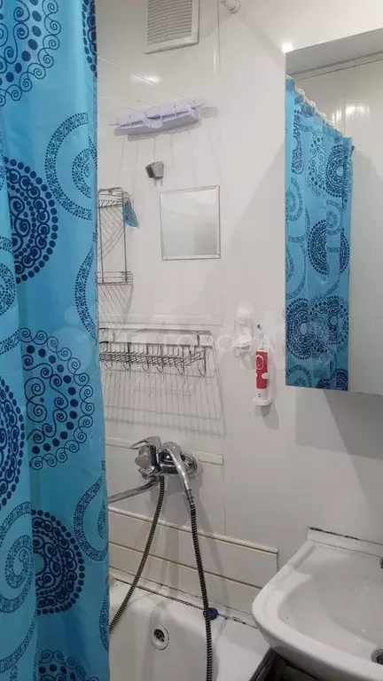 1-к. квартира, 38 м, 1/7 эт. - Фото 1