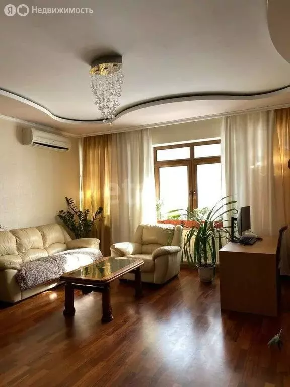 3-комнатная квартира: Тольятти, улица 40 лет Победы, 15В (155 м) - Фото 0