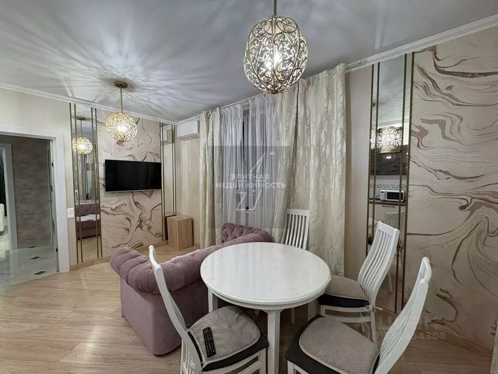 3-к кв. Татарстан, Казань Комсомольская ул., 1 (80.0 м) - Фото 1