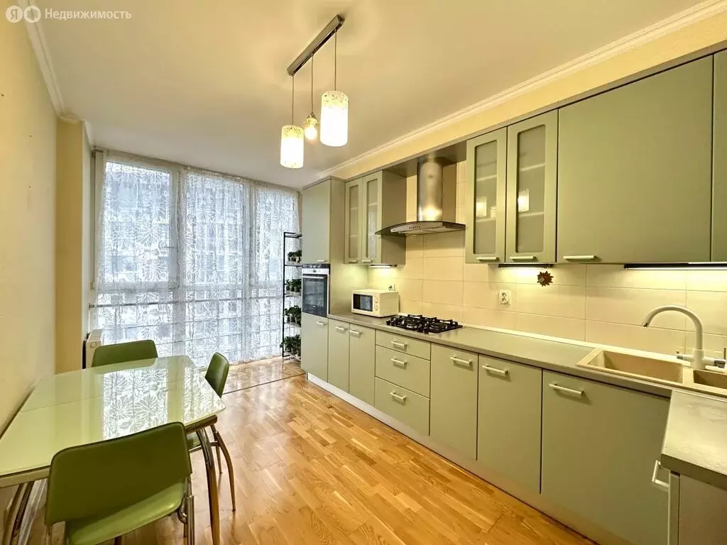 2-комнатная квартира: Калининград, Парковый переулок, 7к3 (72 м) - Фото 1