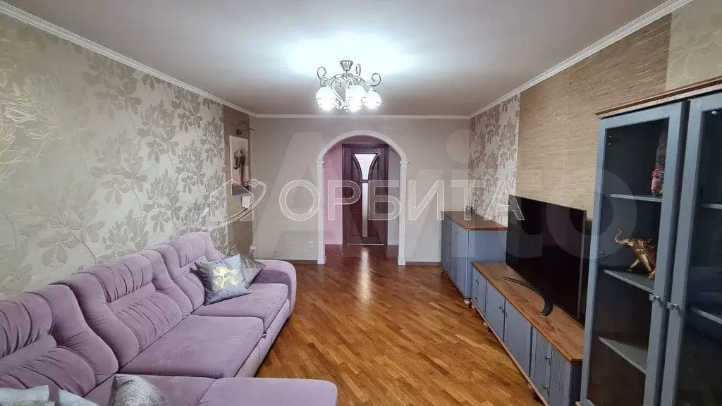 4-к. квартира, 111 м, 2/10 эт. - Фото 1