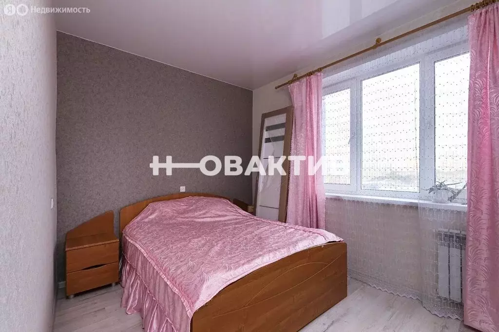 3-комнатная квартира: Новосибирск, ул. Бронная, стр. 40/3 (58.3 м) - Фото 0