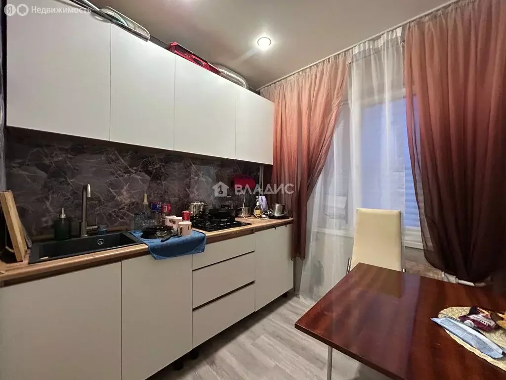 4-комнатная квартира: Волгоград, микрорайон Жилгородок, улица ... - Фото 1