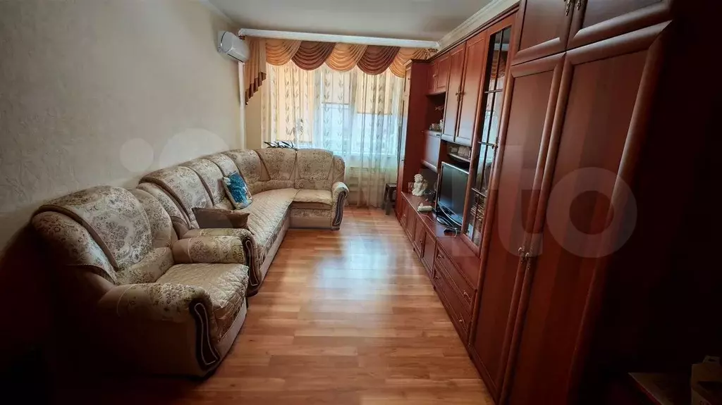 2-к. квартира, 53 м, 3/3 эт. - Фото 0