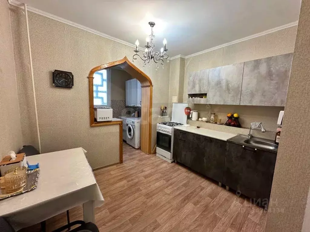 1-к кв. Калмыкия, Элиста 7-й мкр, 1к7 (39.9 м) - Фото 0