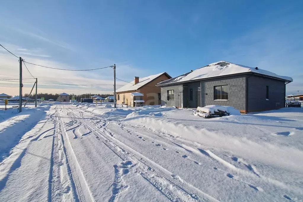 Дом в Тюменская область, Тюменский муниципальный округ, д. Падерина ... - Фото 1