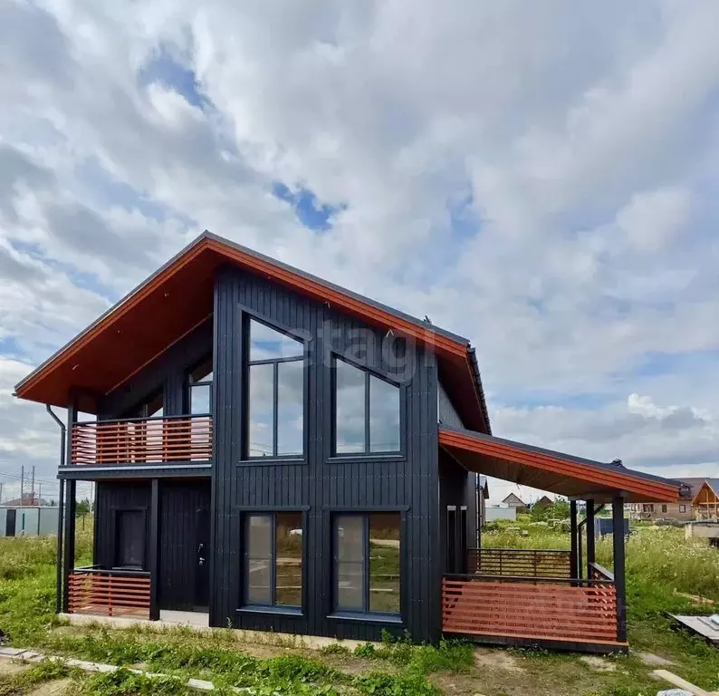 Дом в Ленинградская область, Тосненский район, Федоровское городское ... - Фото 1