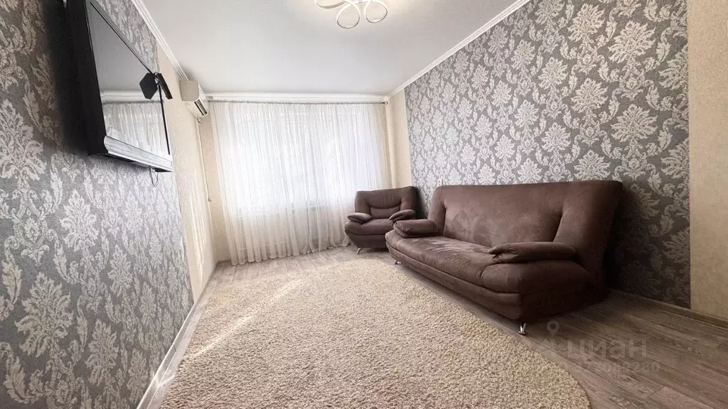 2-к кв. Саратовская область, Энгельс просп. Строителей, 9 (48.5 м) - Фото 1