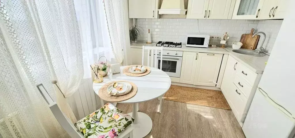 1-к кв. Курская область, Курск просп. Дружбы, 19б (42.0 м) - Фото 2