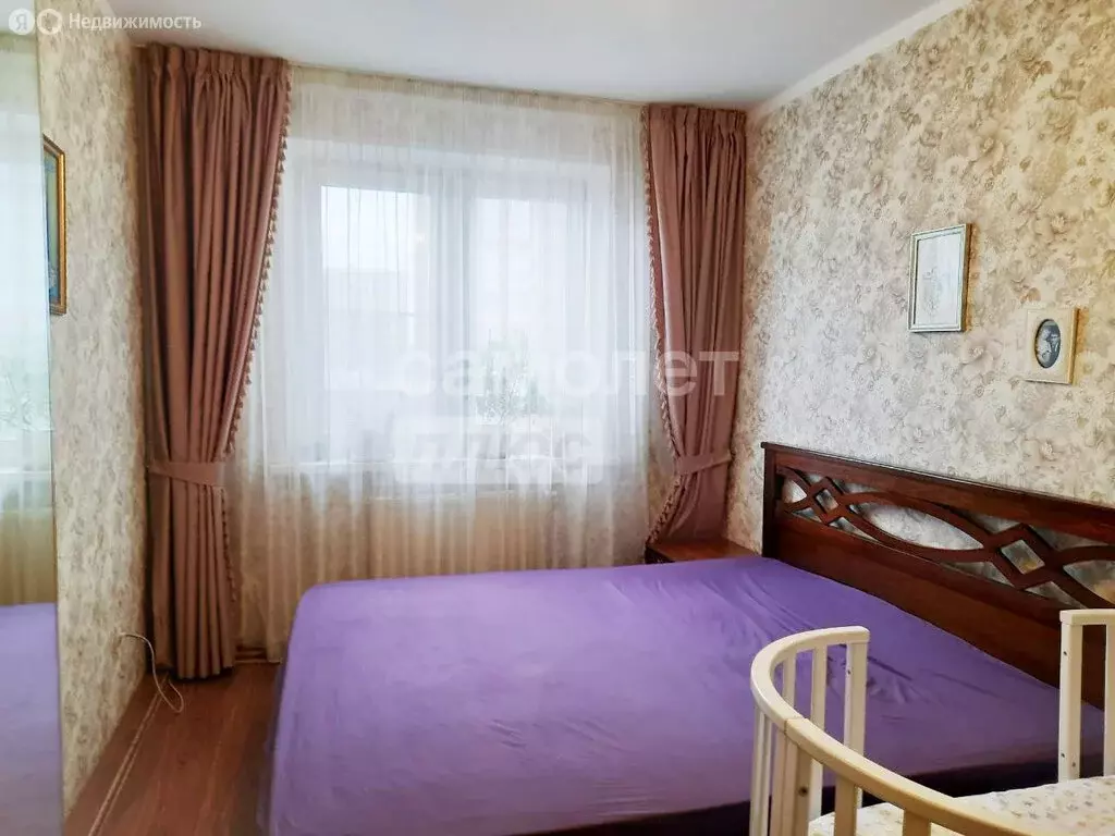 3-комнатная квартира: Ижевск, улица Холмогорова, 81 (80.6 м) - Фото 0