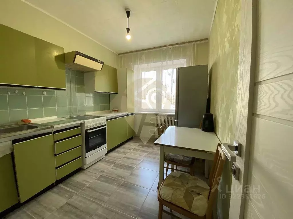 3-к кв. Белгородская область, Старый Оскол Олимпийский мкр, 49А (61.0 ... - Фото 1