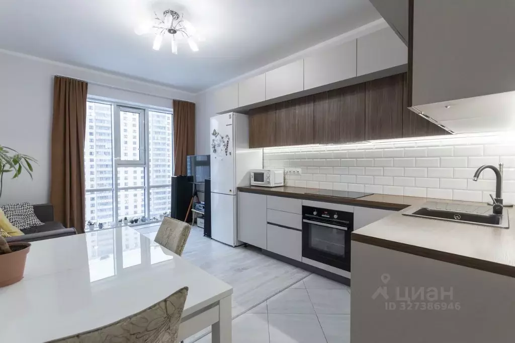 2-к кв. Санкт-Петербург ул. Дыбенко, 8к1 (56.6 м) - Фото 1