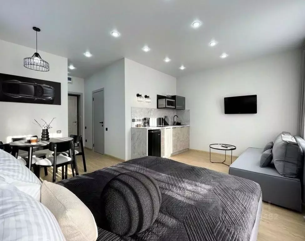 1-к кв. Тюменская область, Тюмень Новгородская ул., 1 (30.0 м) - Фото 2