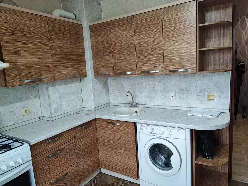1-к. квартира, 38 м, 4/6 эт. - Фото 1