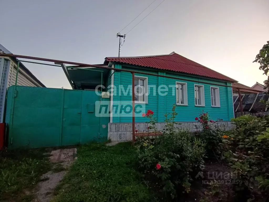 Дом в Курская область, Курский район, Новопоселеновский сельсовет, д. ... - Фото 1