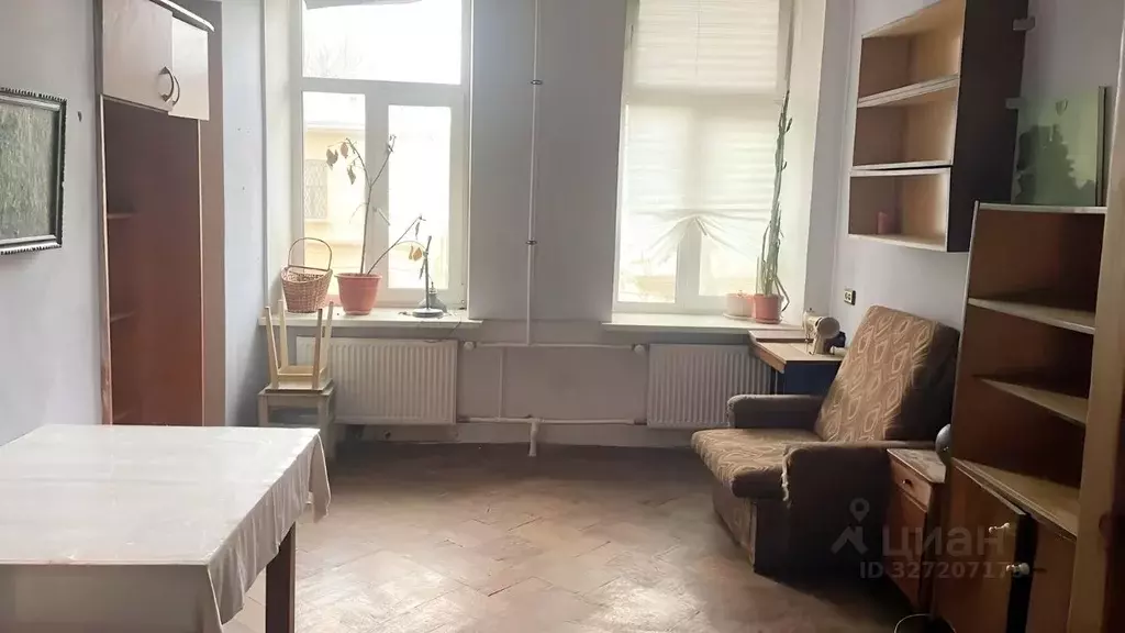 Комната Санкт-Петербург 14-я Васильевского острова линия, 5 (21.0 м) - Фото 2