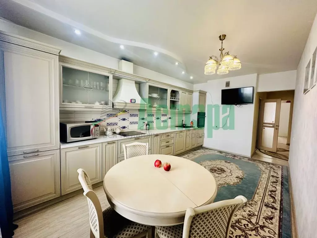 2-к кв. Забайкальский край, Чита ул. Генерала Белика, 10 (80.3 м) - Фото 0