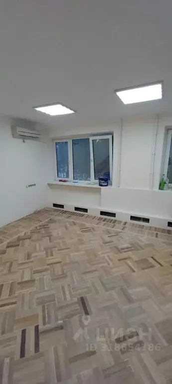 Офис в Крым, Евпатория ул. Крупской, 50 (30 м) - Фото 0