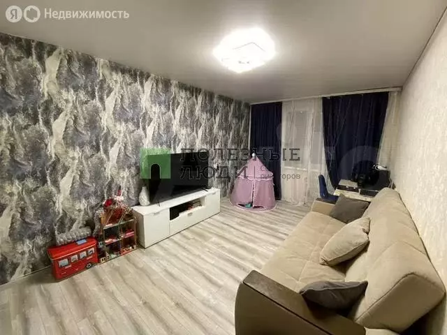 3-комнатная квартира: посёлок Дубовое, Ягодная улица, 15 (69 м) - Фото 1