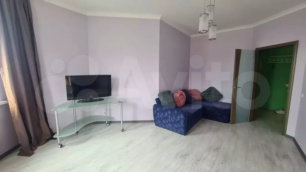 1-к. квартира, 38 м, 6/9 эт. - Фото 1