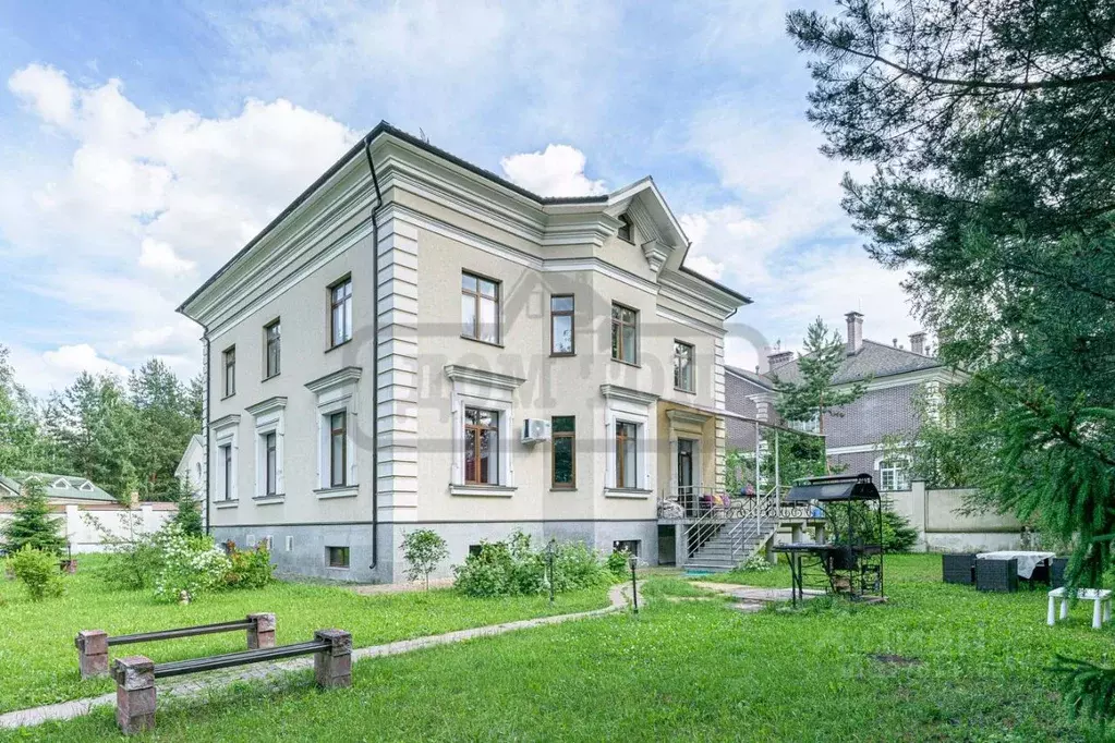 Дом в Московская область, Одинцовский городской округ, д. Молоденово, ... - Фото 1