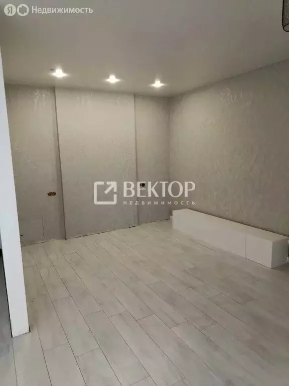 Квартира-студия: Иваново, улица 10 Августа, 85 (46 м) - Фото 2