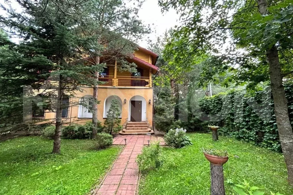 Дом в Московская область, Можайский муниципальный округ, д. Макарово  ... - Фото 1