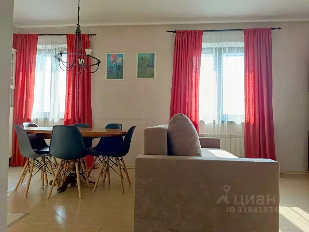 3-к кв. Татарстан, Казань ул. Тази Гиззата, 15 (80.0 м) - Фото 0