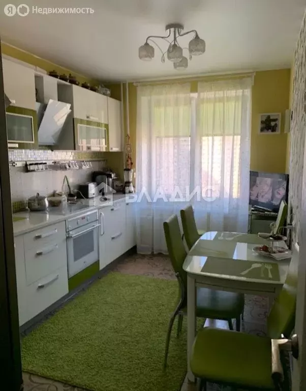 3-комнатная квартира: посёлок Парголово, улица Николая Рубцова, 9 ... - Фото 1