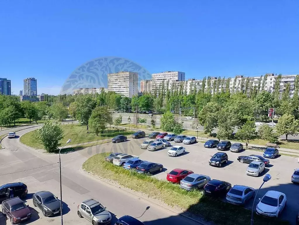 2-к. квартира, 57 м, 4/17 эт. - Фото 0