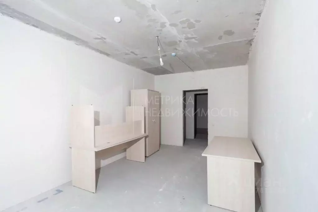 3-к кв. Тюменская область, Тюмень ул. Пожарных и Спасателей, 1к1 ... - Фото 1