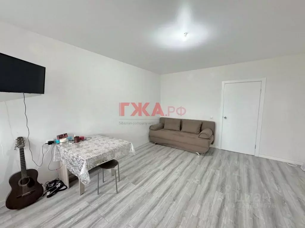 3-к кв. Саха (Якутия), Нерюнгри ул. Имени Виктора Ждамирова, 1к1 (73.0 ... - Фото 1