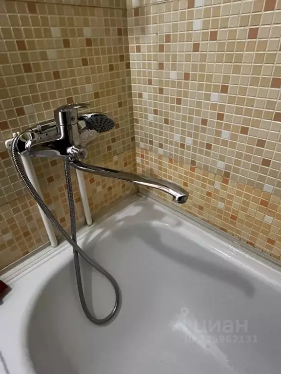 2-к кв. Челябинская область, Челябинск ул. Бейвеля, 55 (40.0 м) - Фото 1