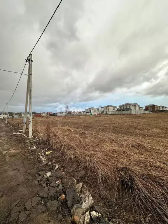 Участок в Московская область, Ленинский городской округ, с. Остров ул. ... - Фото 1