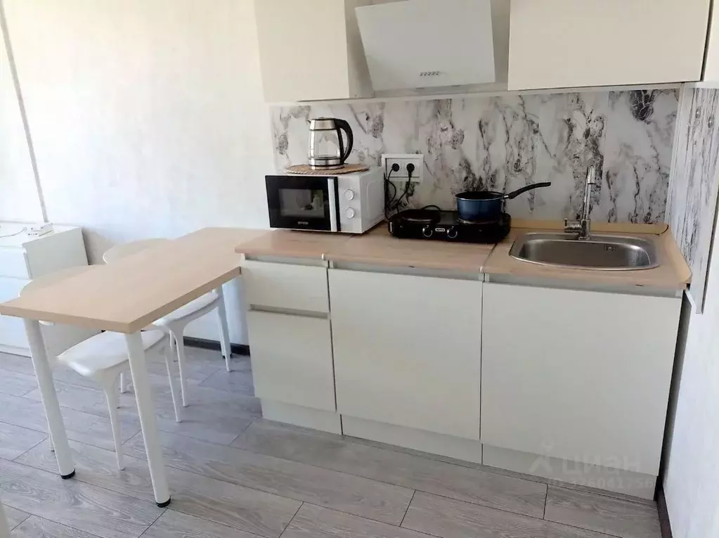 Студия Волгоградская область, Волгоград Родниковая ул., 66 (20.8 м) - Фото 1