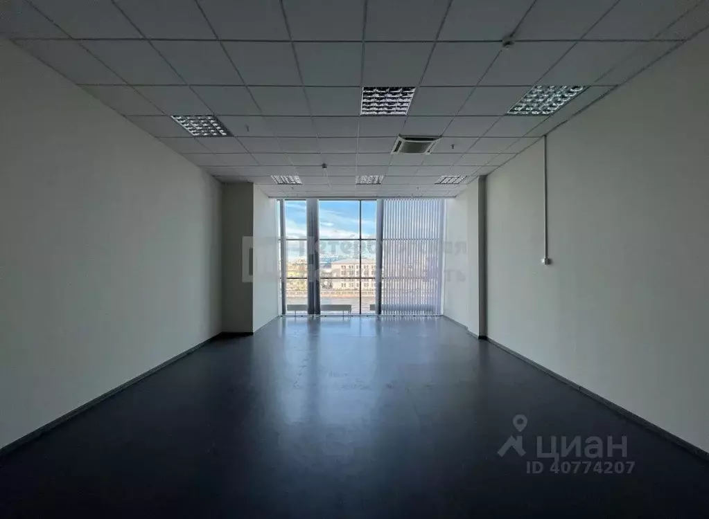 Офис в Санкт-Петербург Петроградская наб, 2-4 (61 м) - Фото 1