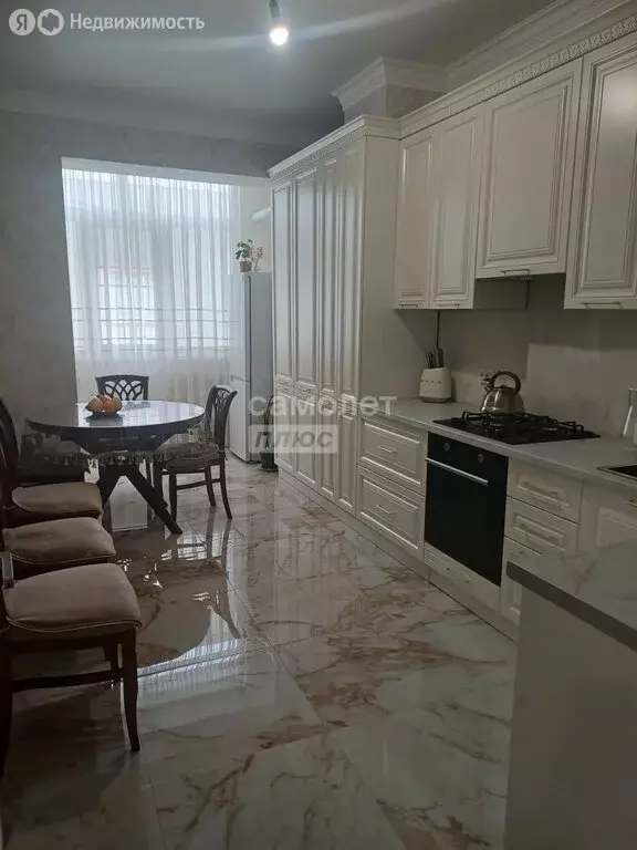 2-комнатная квартира: Нальчик, район Горная, Солнечная улица, 10к6 (69 ... - Фото 1