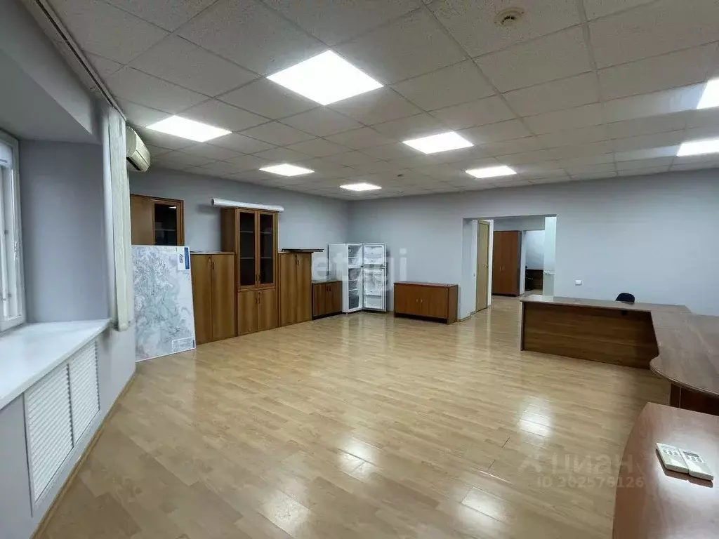 Офис в Тюменская область, Тюмень ул. Красина, 7А (112 м) - Фото 1