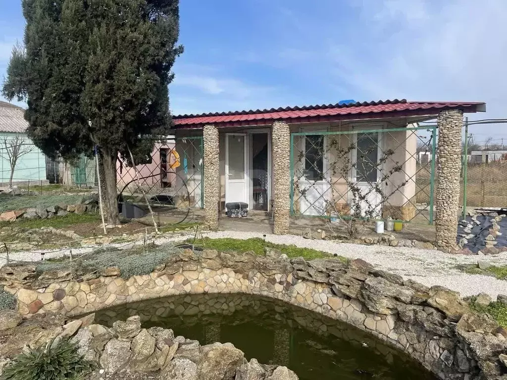 Дом в Крым, Керчь ул. Красная, 15 (43 м) - Фото 1