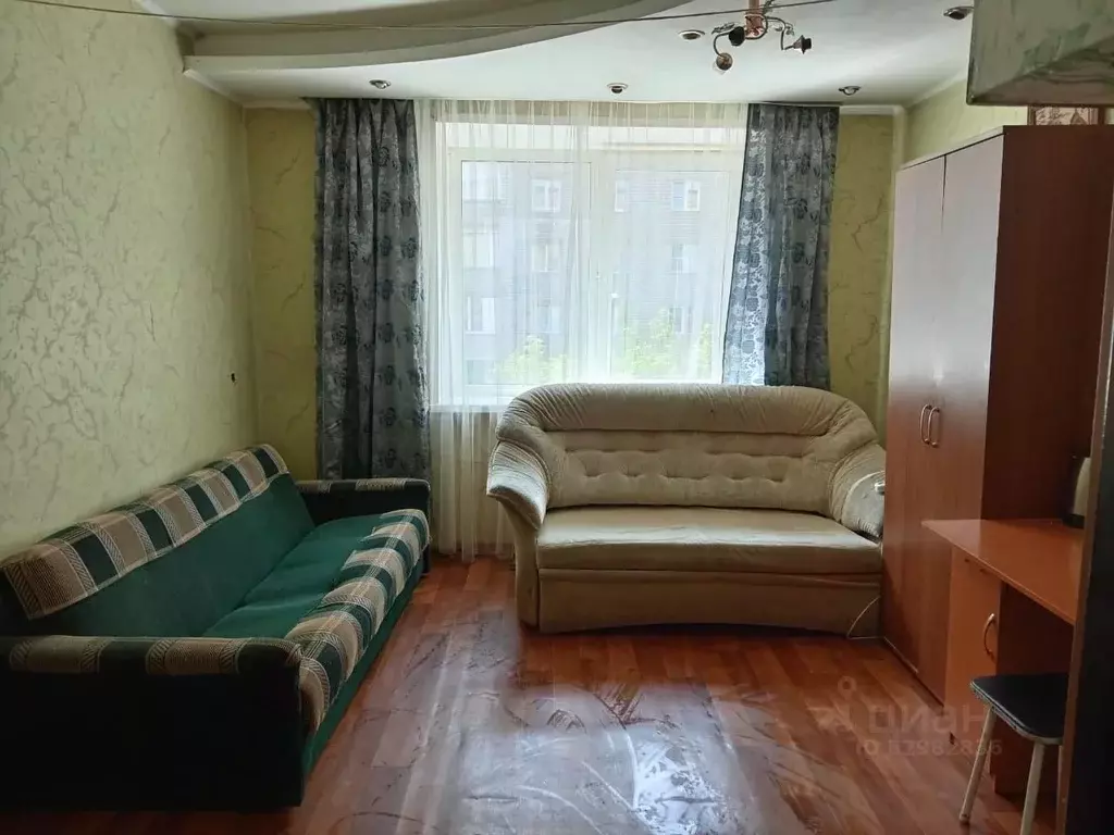 Комната Красноярский край, Красноярск Парашютная ул, 21 (16.0 м) - Фото 1