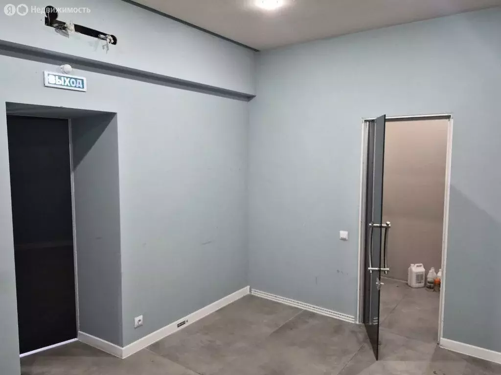 Торговая площадь (269 м) - Фото 1