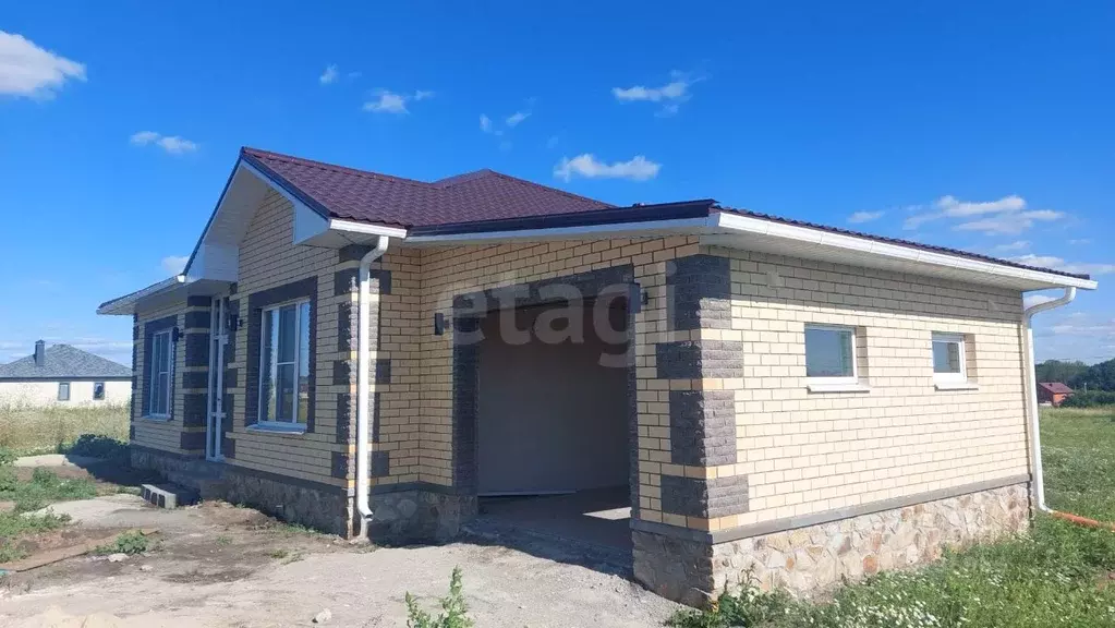 Дом в Белгородская область, Строитель Яковлевский городской округ, ... - Фото 1