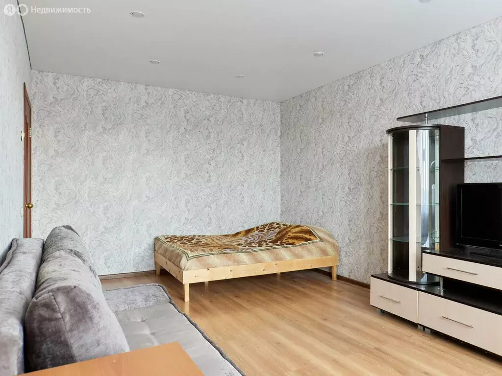 1-комнатная квартира: Казань, улица Челюскина, 24 (37.1 м) - Фото 1