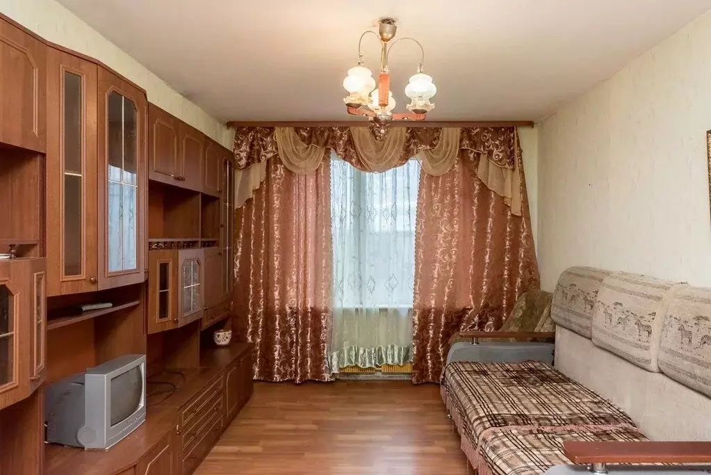 1-к кв. Ярославская область, Ярославль Светлая ул., 3 (34.0 м) - Фото 0