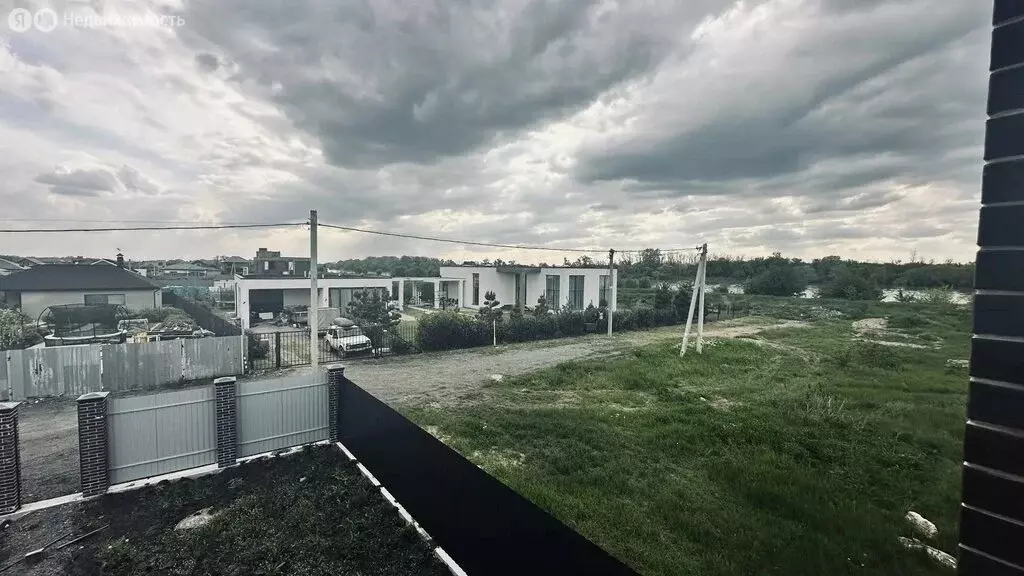Дом в аул Старобжегокай, улица Королёва (170 м) - Фото 1