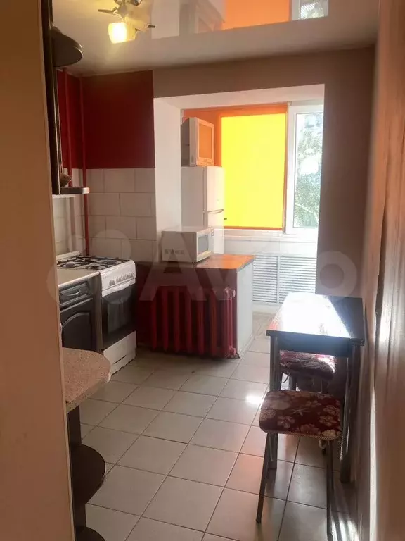 1-к. квартира, 32 м, 4/9 эт. - Фото 1