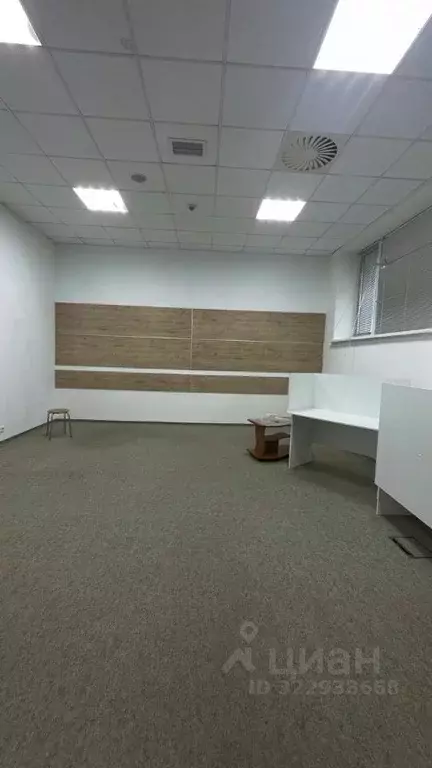 Помещение свободного назначения в Татарстан, Набережные Челны ул. ... - Фото 2