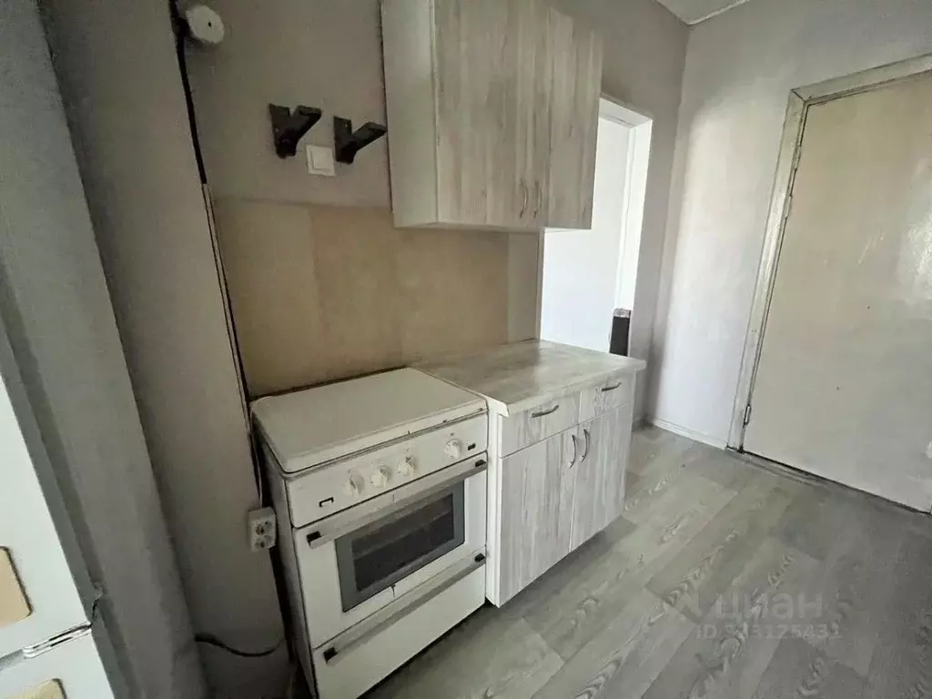 1-к кв. Белгородская область, Старый Оскол Ольминского мкр, 1А (40.0 ... - Фото 2