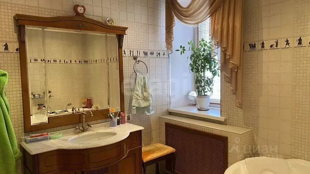 4-к кв. Тверская область, Тверь просп. Победы, 7 (129.8 м) - Фото 1